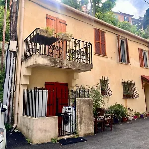 Apartment Chez Sabrina Maison Individuelle Calme Et Plage, Nice